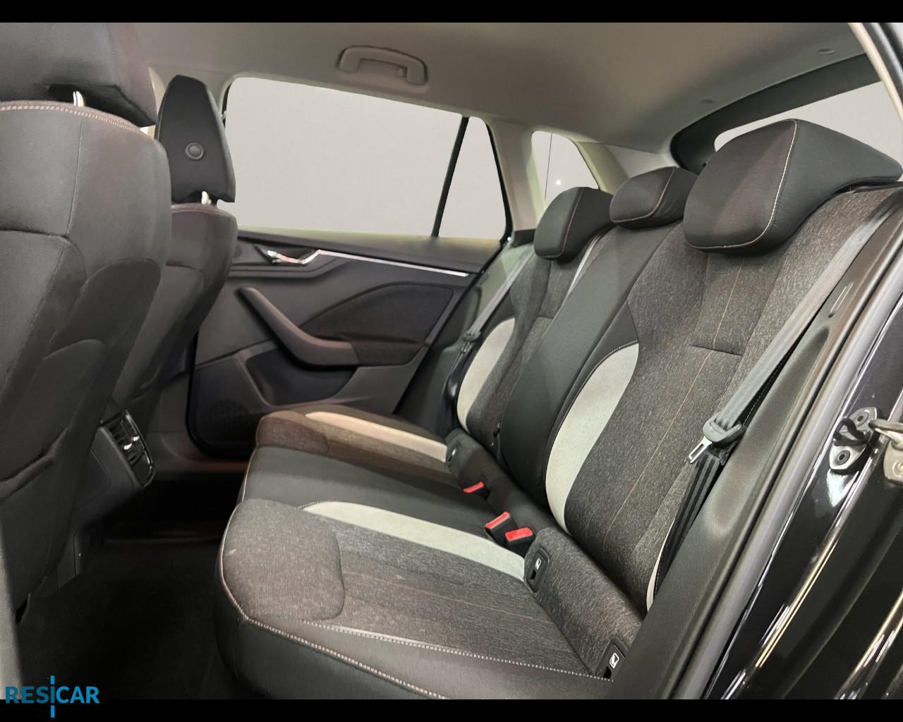 Skoda Kamiq 1.0 tsi Black Dots 110cv dsg IVA ESPOSTA