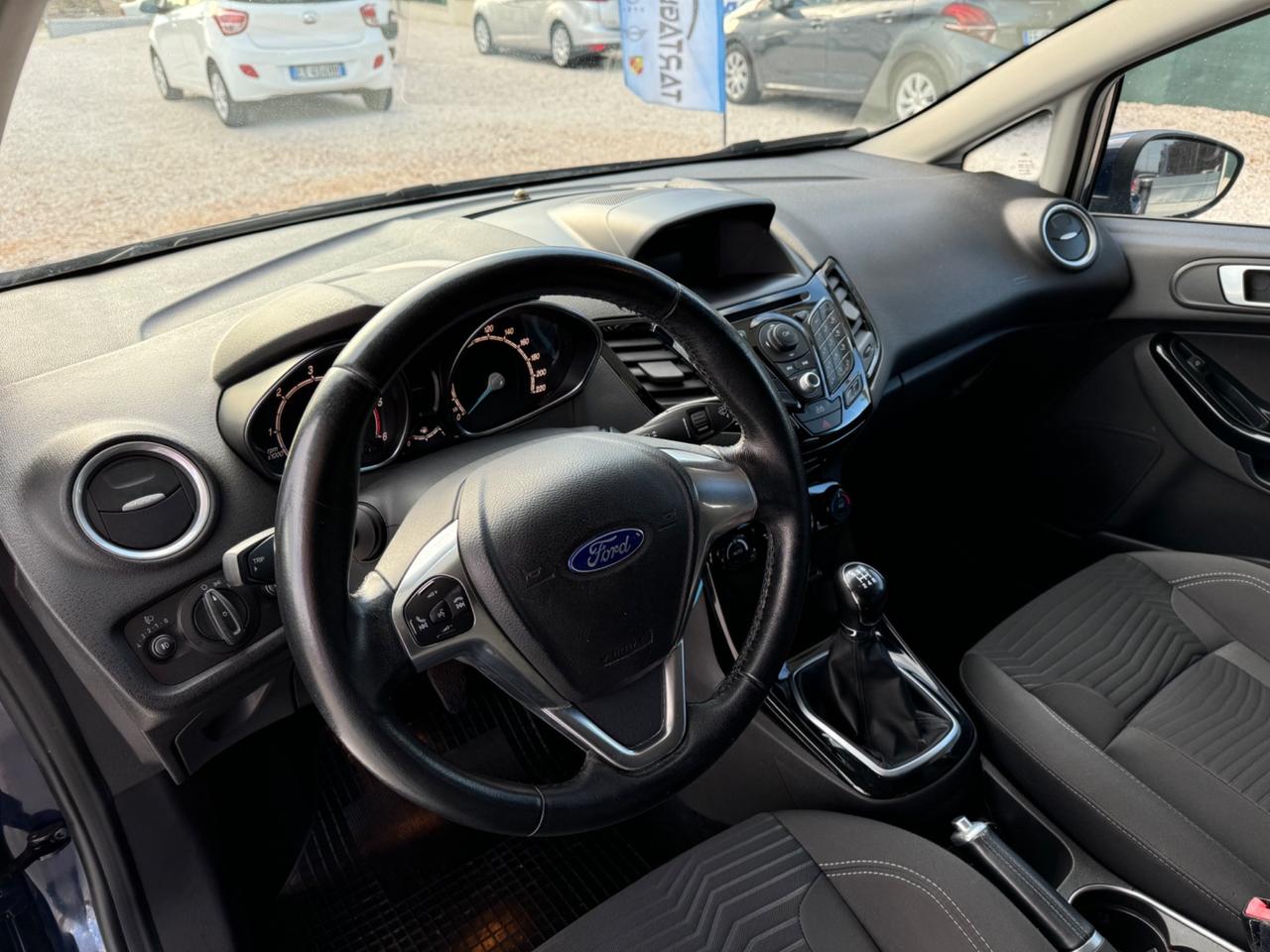 Ford Fiesta 1.5 TDCi 75CV 5 porte Titanium