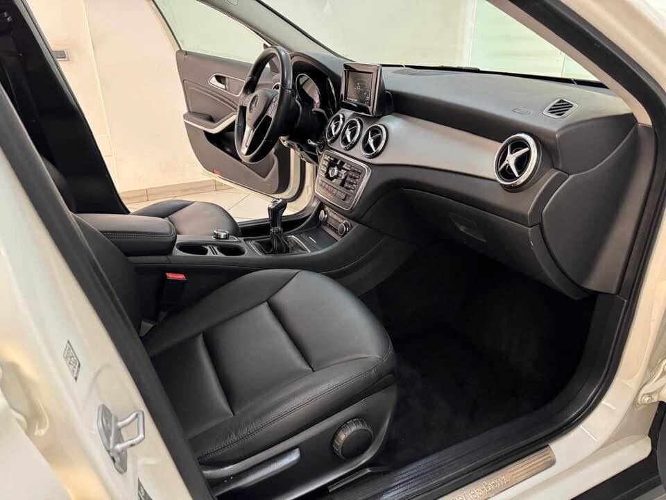 Mercedes-benz GLA 200 D 2.0 Diesel Sport 2014