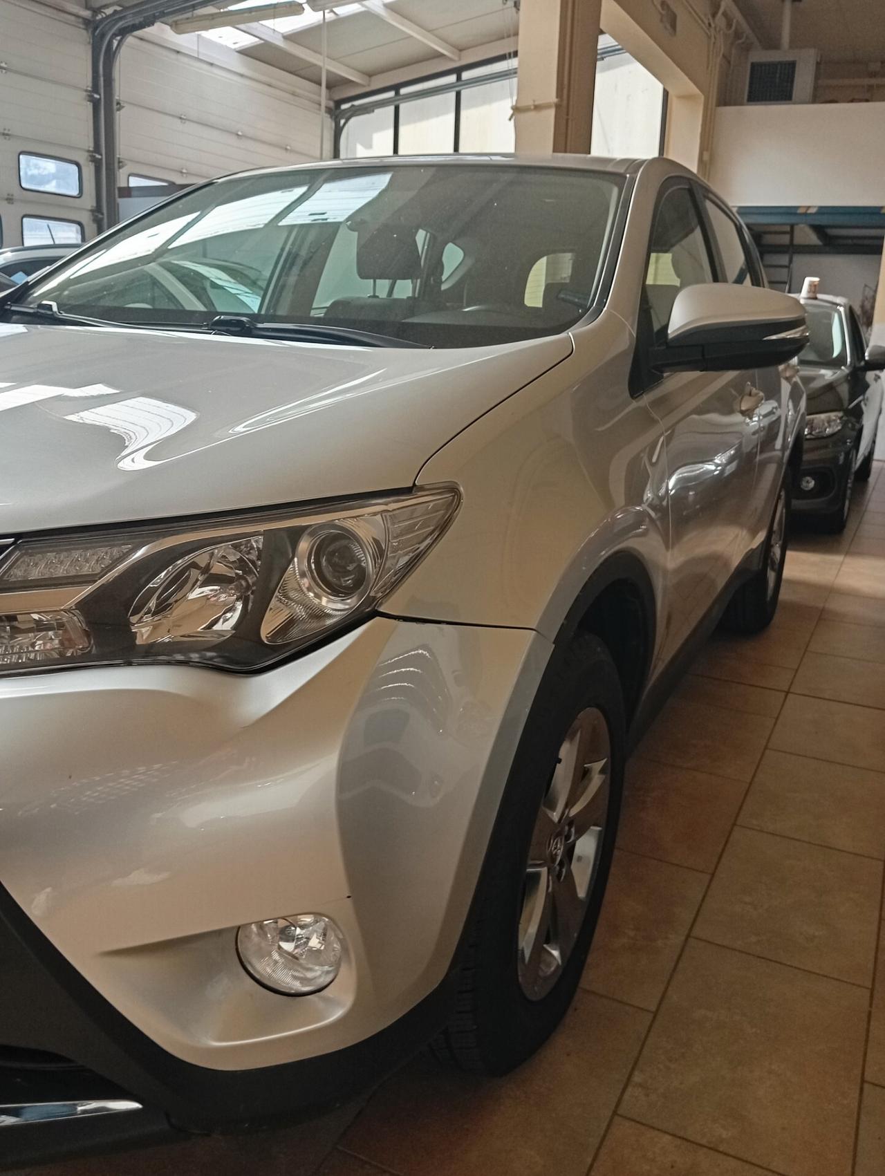 Toyota RAV 4 RAV4 2.0 D-4D 2WD Permute