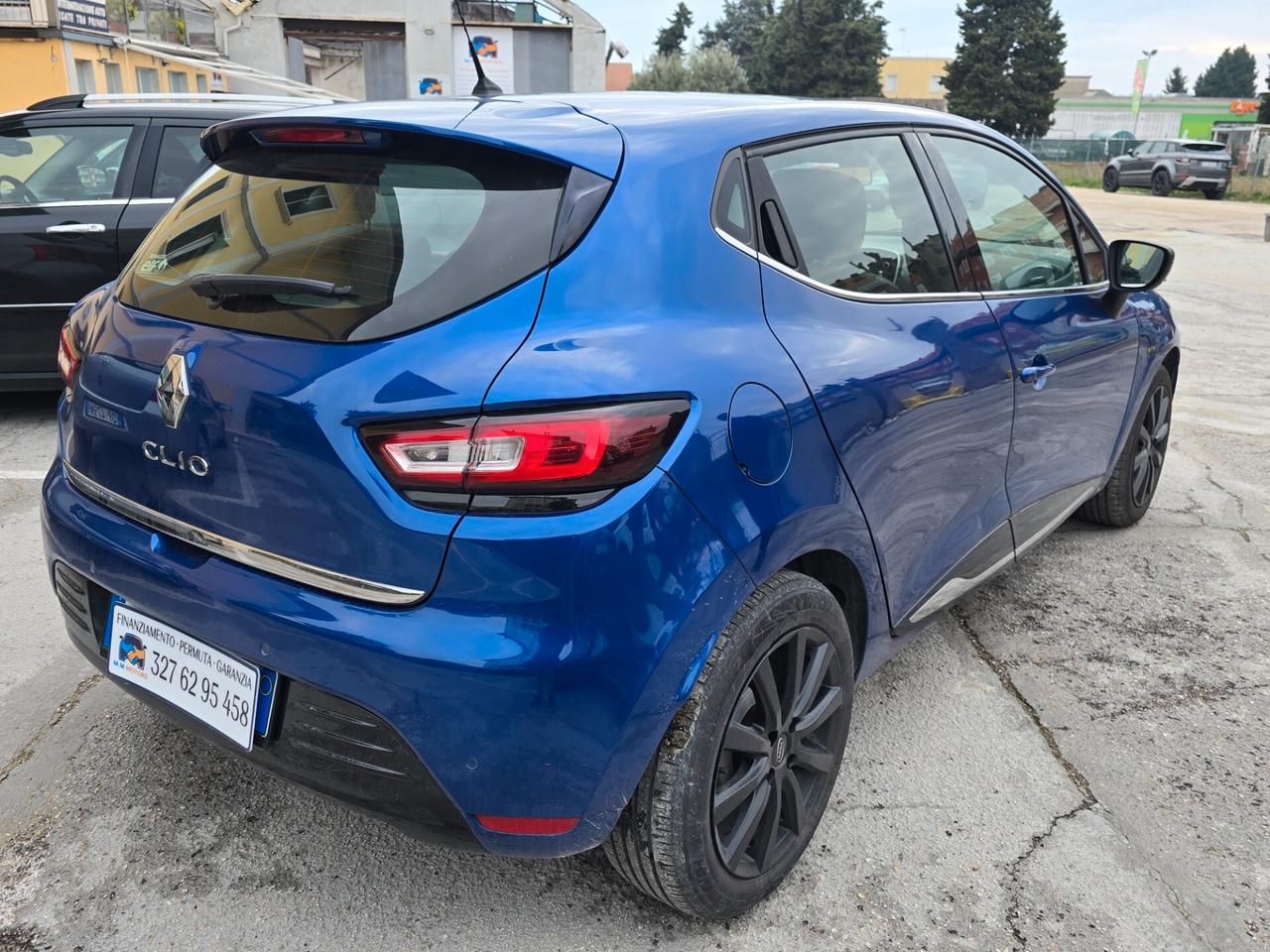 Renault Clio TCe 12V 75 CV 5 porte Moschino Zen