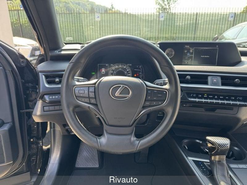 Lexus UX Hybrid Executive