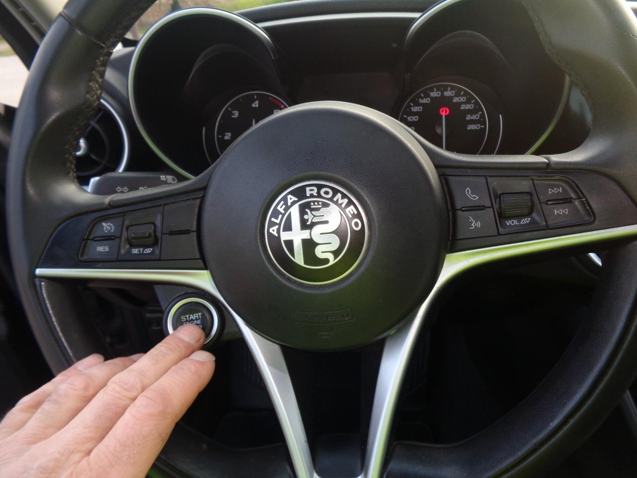 Giulia 2.2 Turbodiesel 150 CV Super distrbz km0