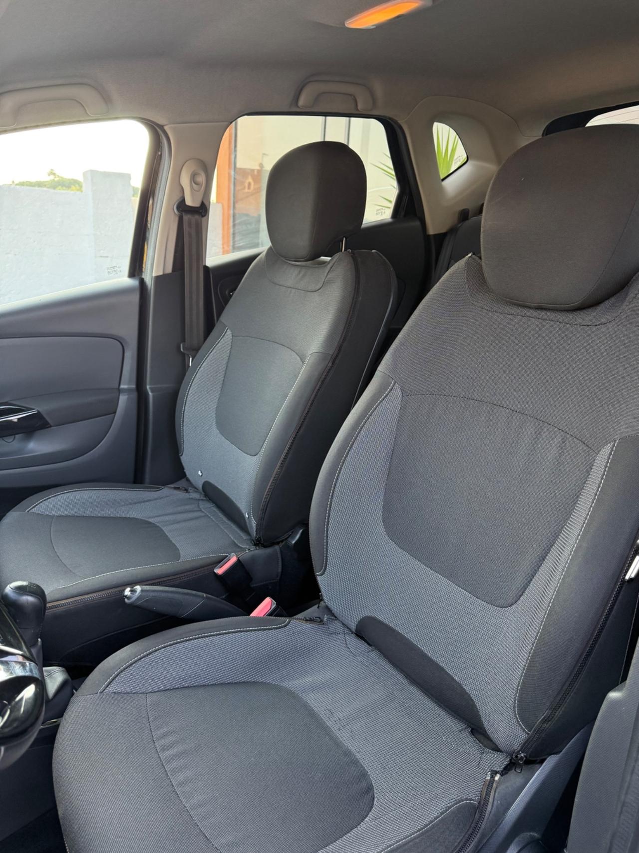 Renault Captur 1.5 Dci FULL neo patentati