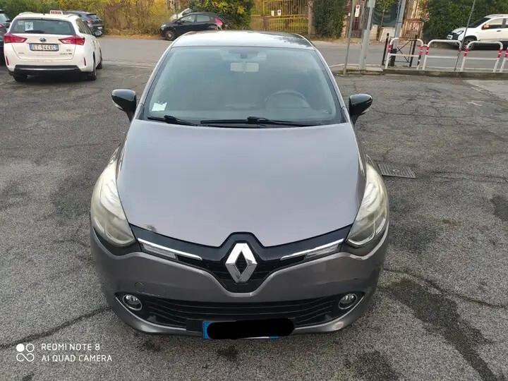 Renault Clio 1.5 dCi Costume National