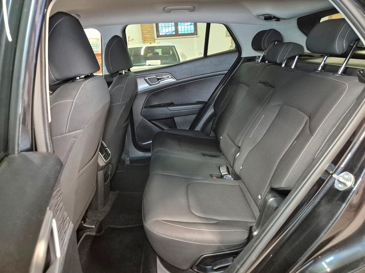 Kia Sportage 1.6 CRDi MHEV DCT Business