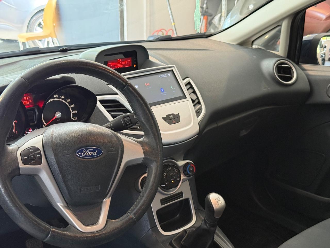Ford Fiesta 1.4 GPL BENZINA 2012 neopatentati
