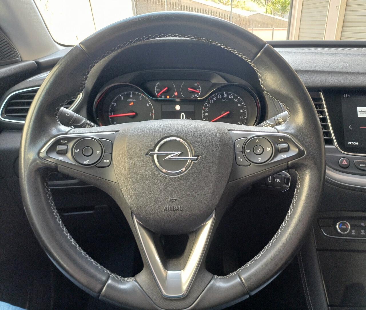 OPEL GRANDLAND X 1.5 DIESEL 130cv BUSINESS EDITION