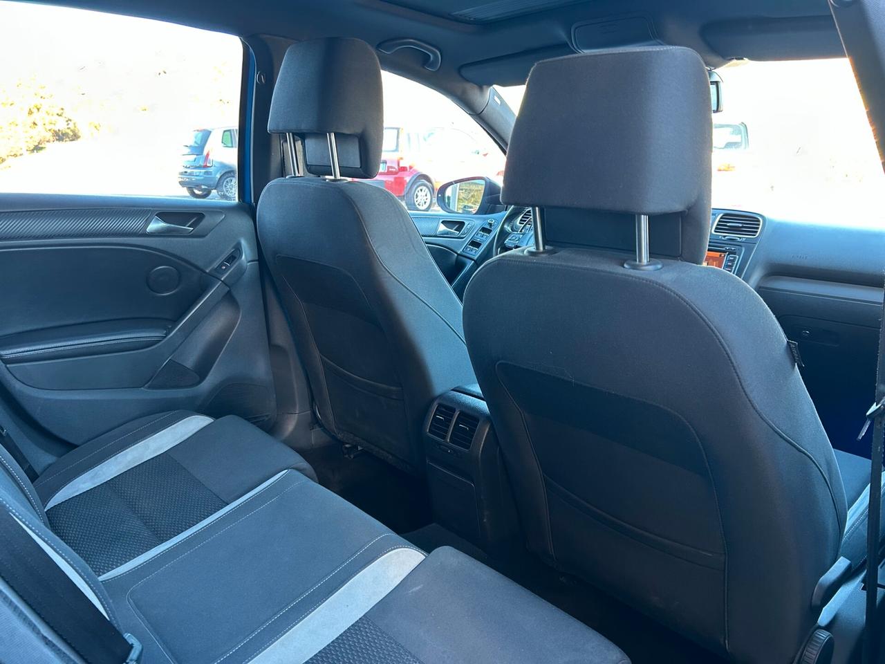 Volkswagen Golf R 2.0 TSI 4mot. DSG 5p. 270cv