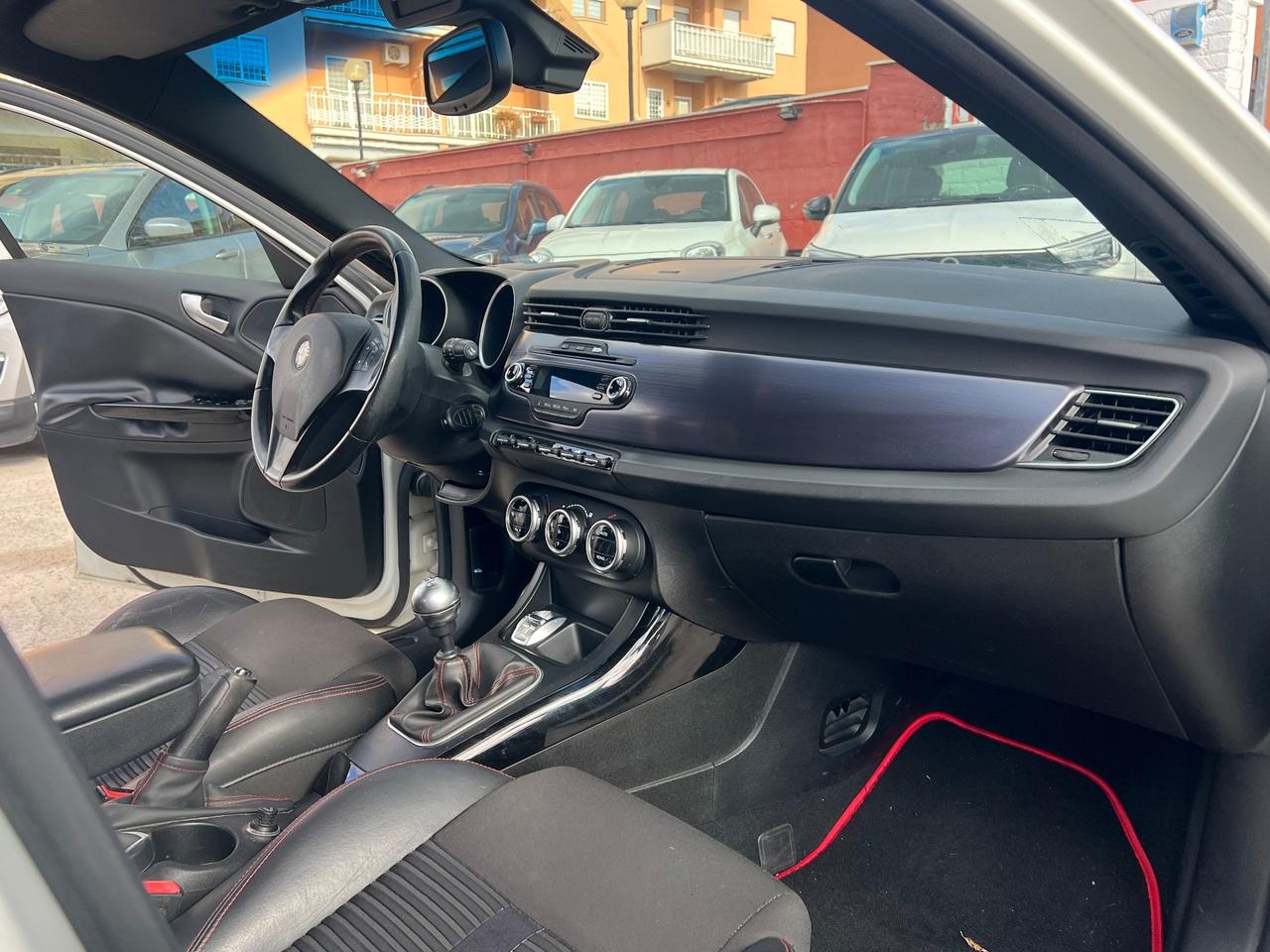 Alfa Romeo Giulietta 2.0 JTDm-2 140 CV Distinctive