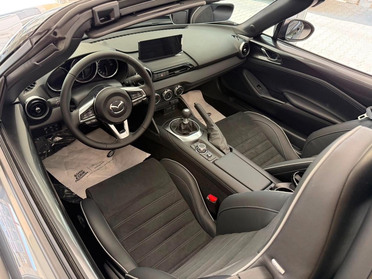 Mazda MX-5 1.5L Skyactiv-G Homura