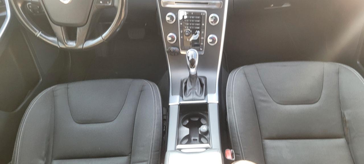 Volvo XC 60 XC60 D4 Geartronic Kinetic