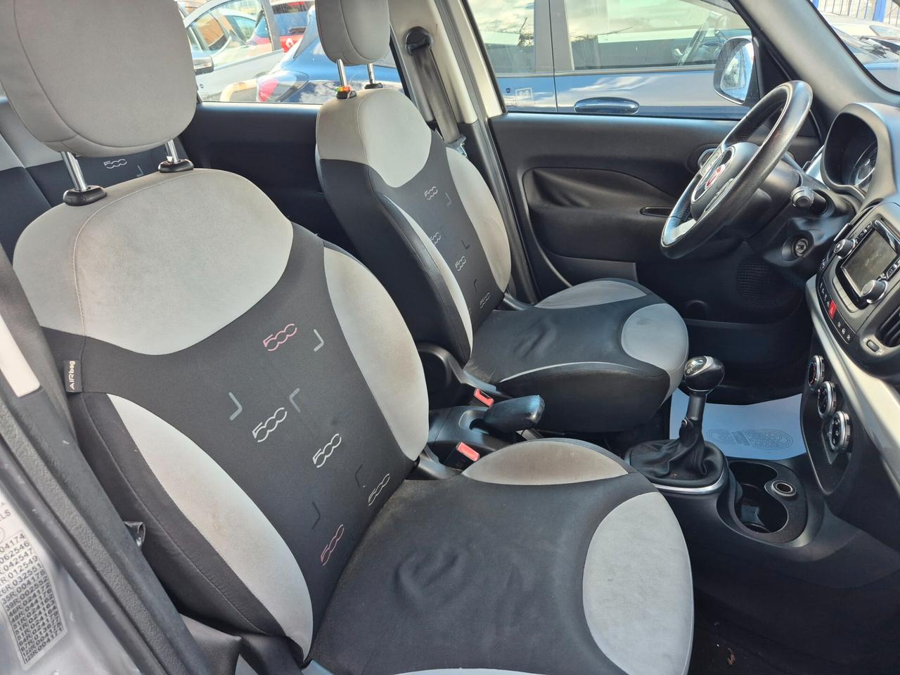 4 AUTO SOLO INSIEME LEGGI BENE