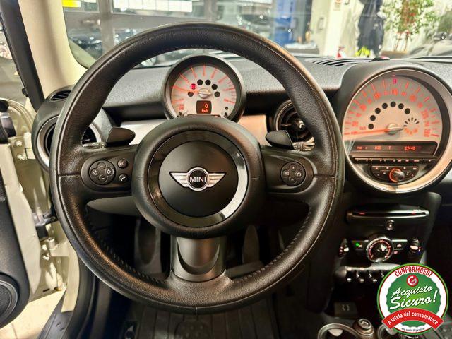 MINI One 1.6 16V One (72kW) *NEOPATENTATI*AUTOMATICO*18"*