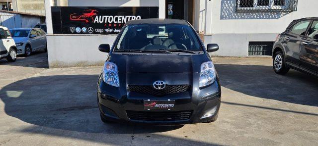 TOYOTA Yaris 1.0 5 porte Sol