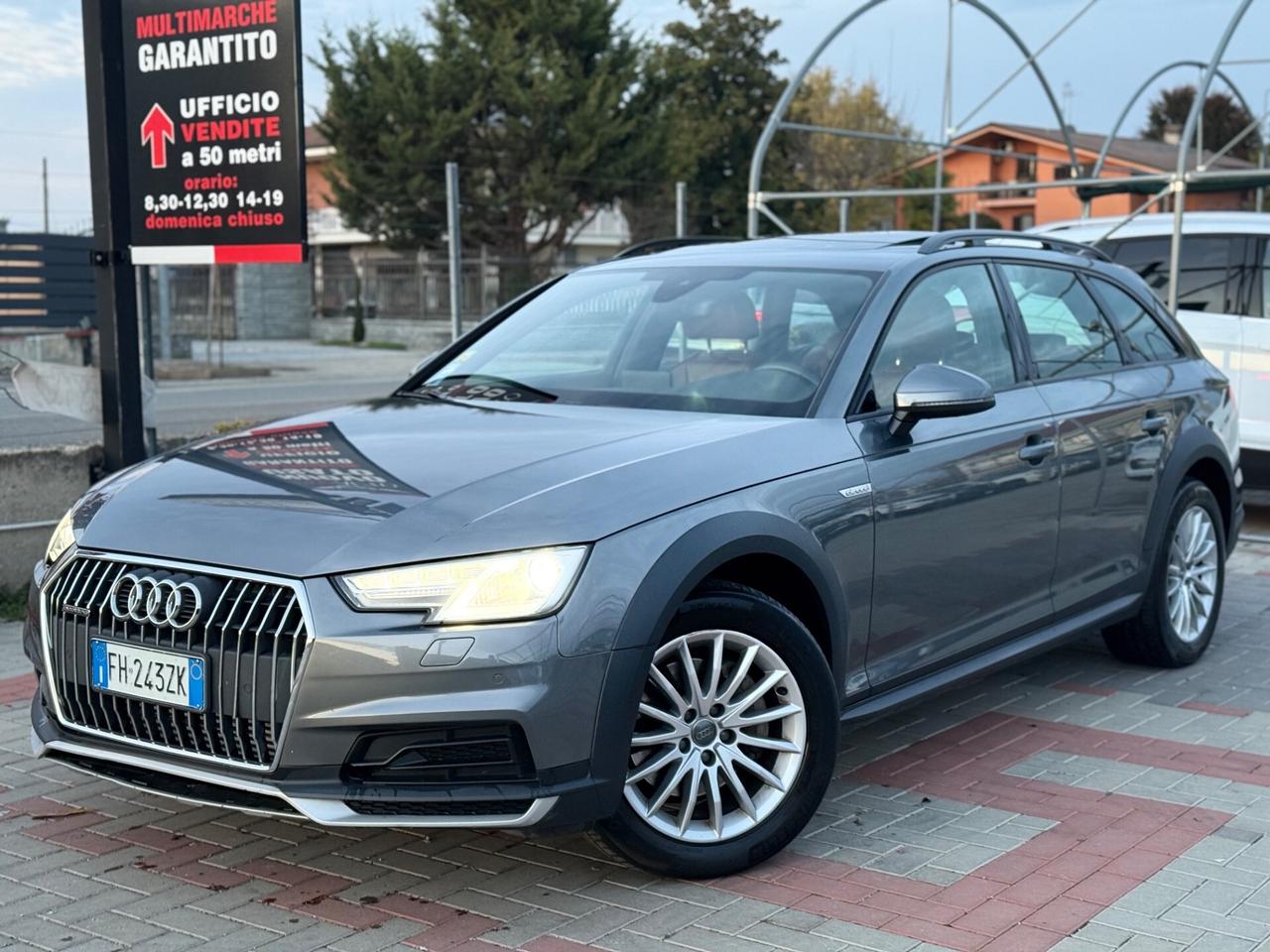 Audi A4 allroad 3.0 TDI 218 CV Evolution TETTO APRIBILE