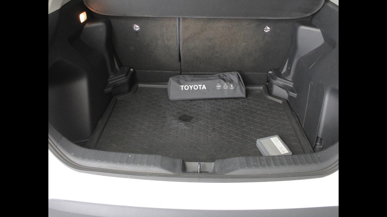 TOYOTA Yaris Cross - Yaris Cross 1.5h Active fwd 116cv e-cvt