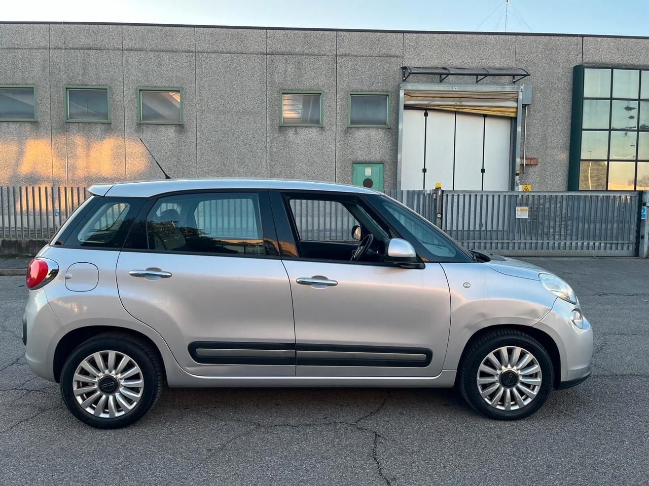 Fiat 500L Living 1.3 Multijet 85 CV Dualogic Lounge