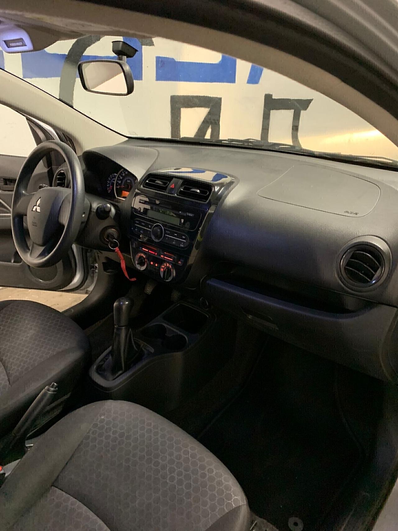 Mitsubishi Space Star 1.0 ClearTec Intense 2014