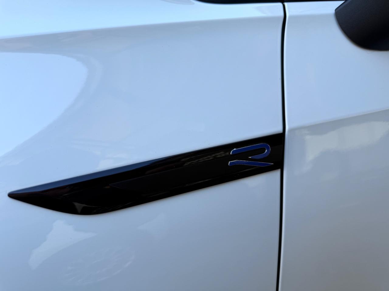 Volkswagen Golf 8 R PERFORMANCE