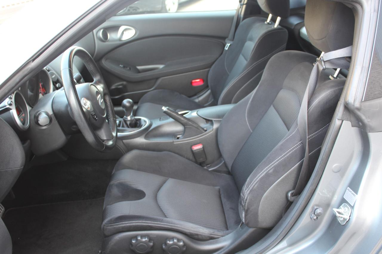 Nissan Z 370Z Coupé 3.7 V6 Lev 2 coupe