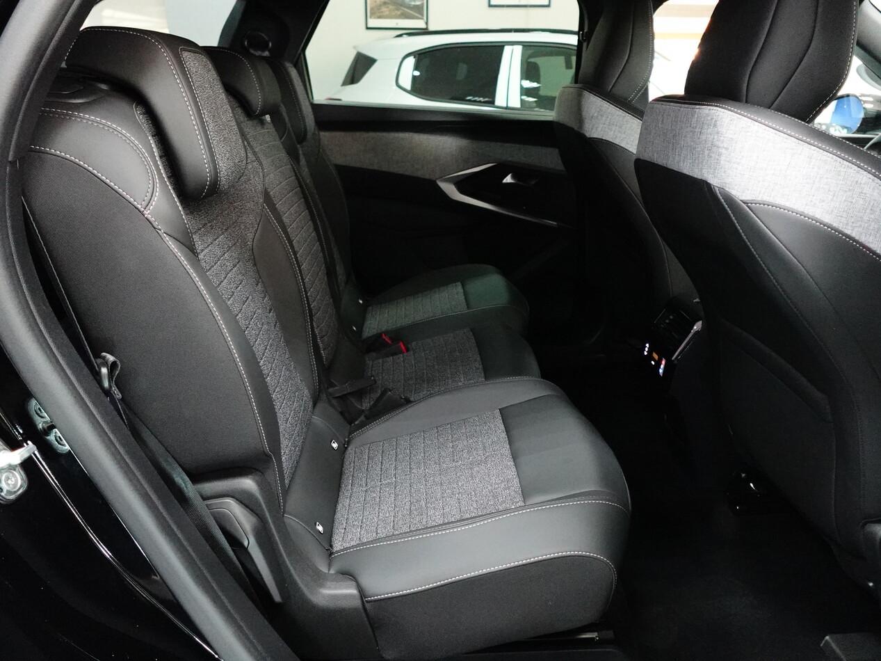 Peugeot 5008 1.2 HYBRID 145 CV E-DCS6 ALLURE 7 POSTI