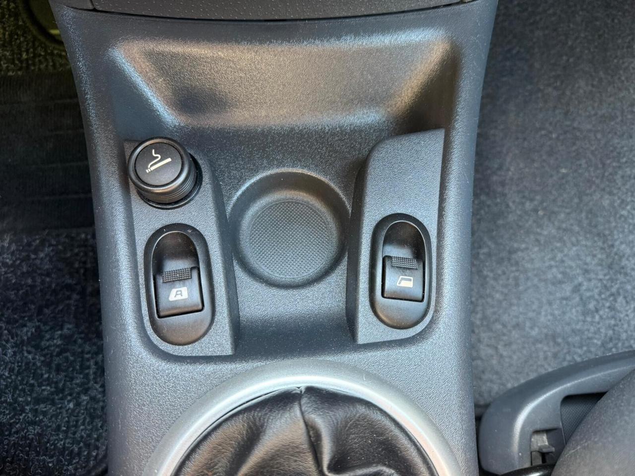 Citroen C3 1.1 BENZINA neo-pat 99.000KM