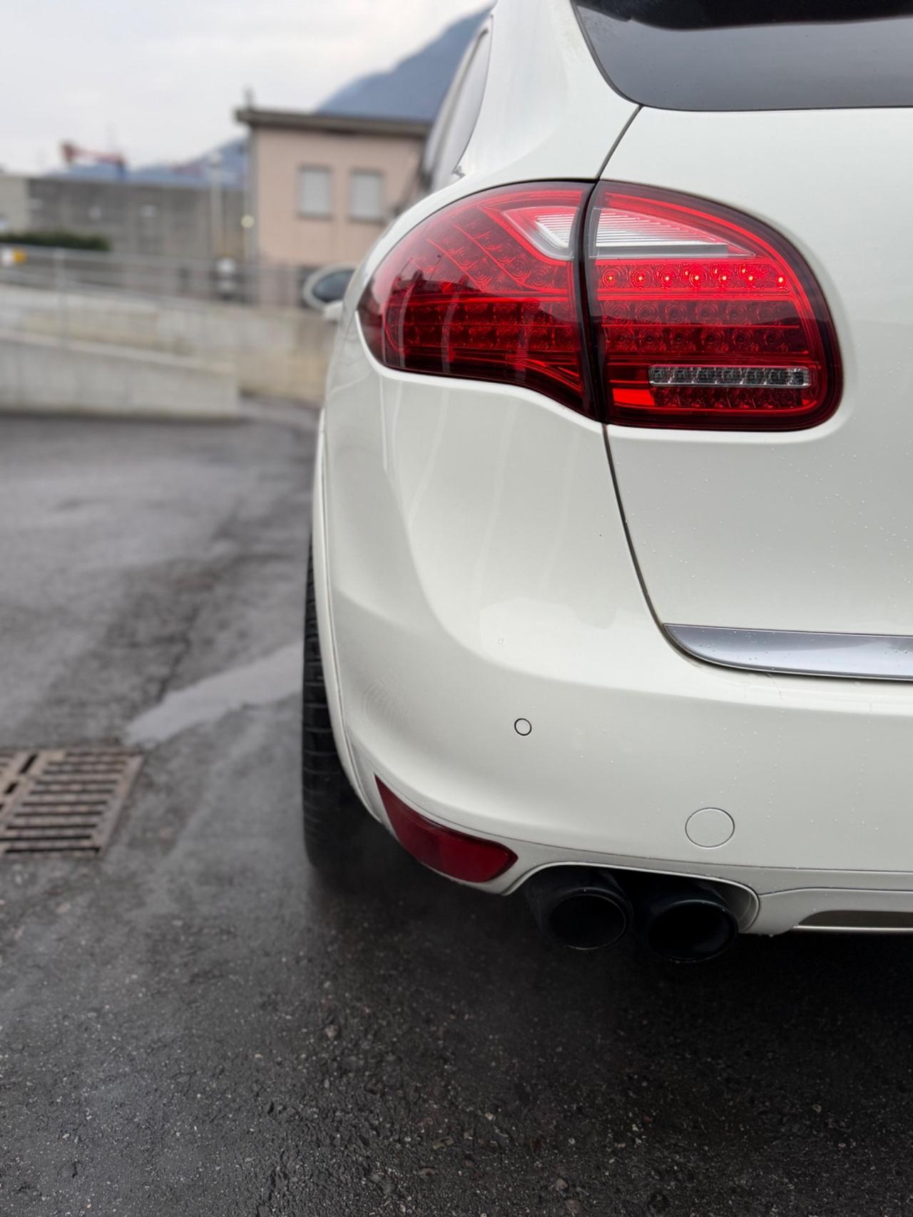 Porsche Cayenne Turbo versione limitata