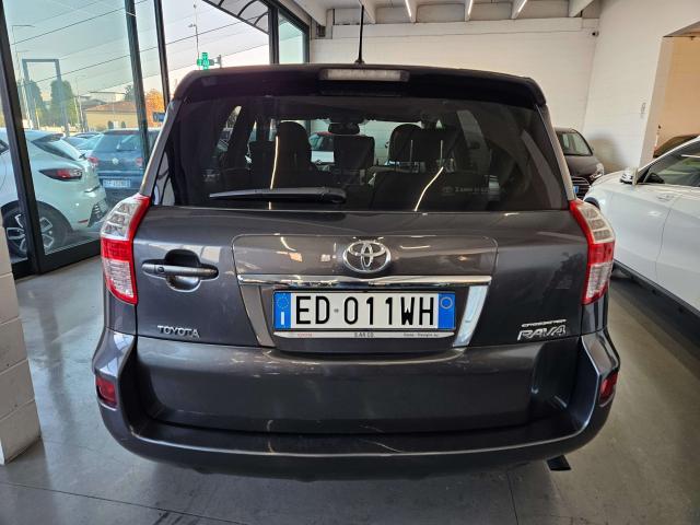 Toyota RAV 4 Rav4 III 2010 Crossover RAV4 2.2 d-4d Executive