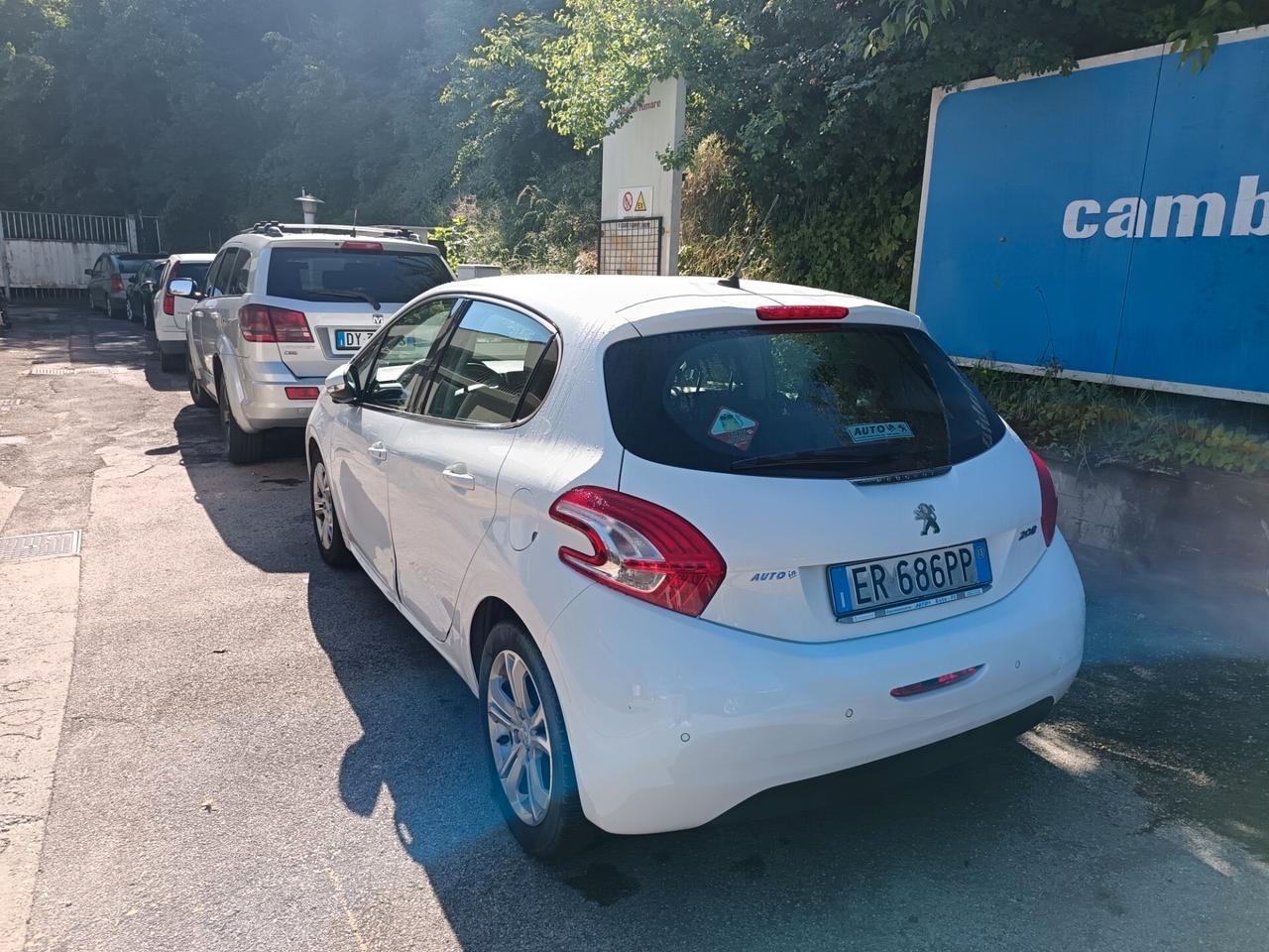 Peugeot 208 1.4 HDi 68 CV 5 porte Access