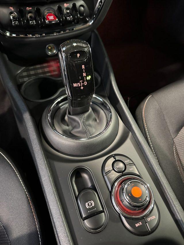 MINI Clubman 1.5 One D Business Auto - LED - 17" -Carplay - IVA