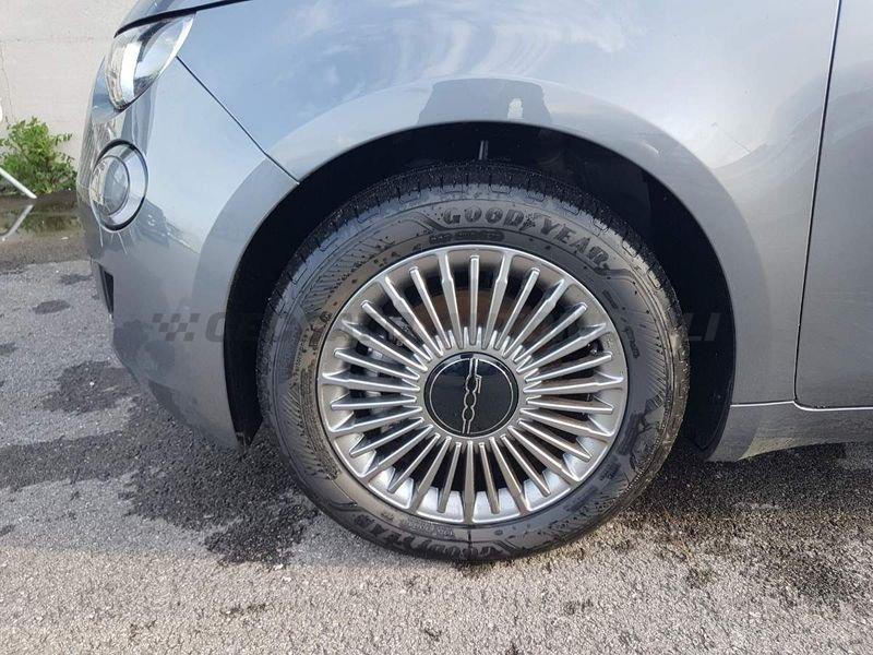 FIAT 500e 500e 42 kWh