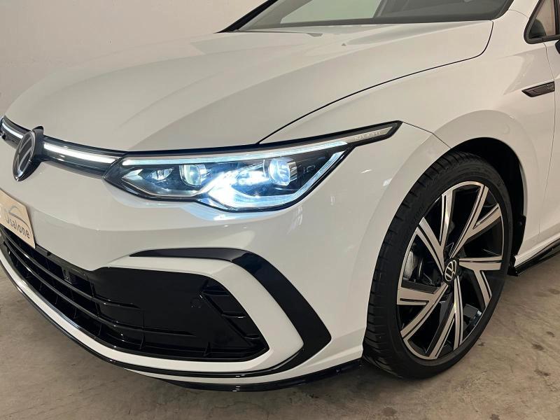 Volkswagen Golf 1.5 etsi R-Line 150cv dsg*SENZA VNCOLI