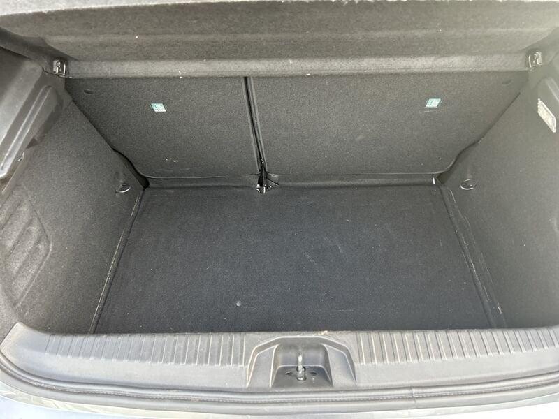 Renault Clio V 2019 1.0 tce Intens Gpl 100cv my21