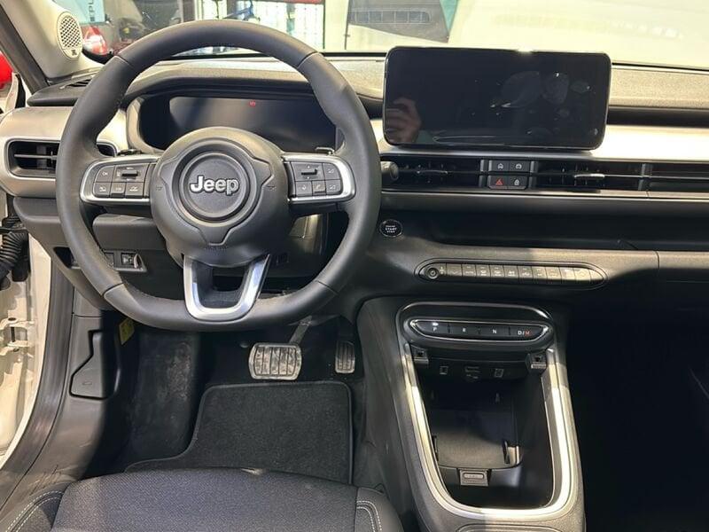 Jeep Avenger e-Hybrid 1.2 MHEV e-Hybrid Turbo Summit