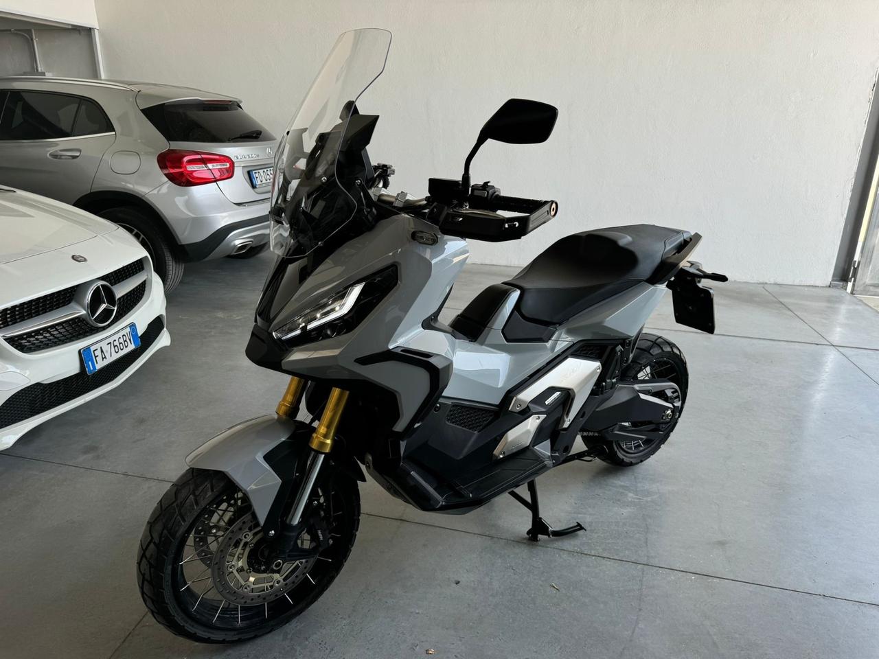 Honda XADV GRIGIO FINANZA 2021