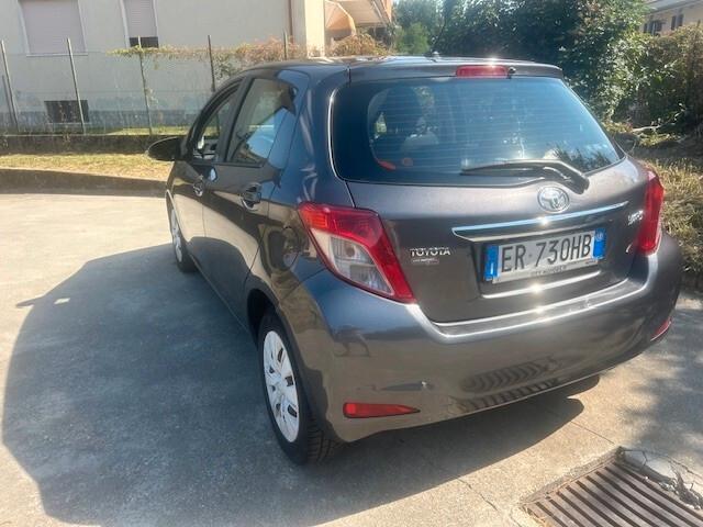 Toyota Yaris 1.4 D-4D 5 porte Active