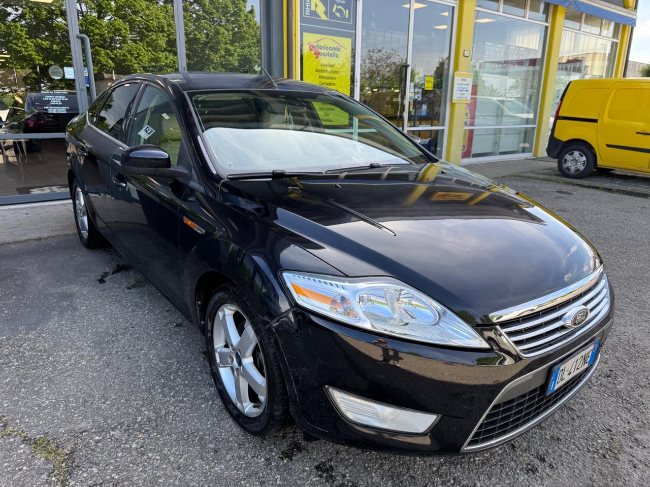 Ford Mondeo 2.0 TDCi 140 CV 5 poret Ghia DPF