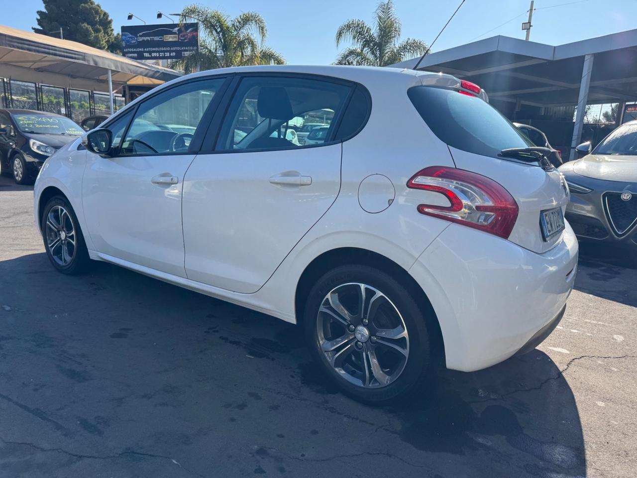 Peugeot 208 1.4 HDi 68 CV 5 porte Active