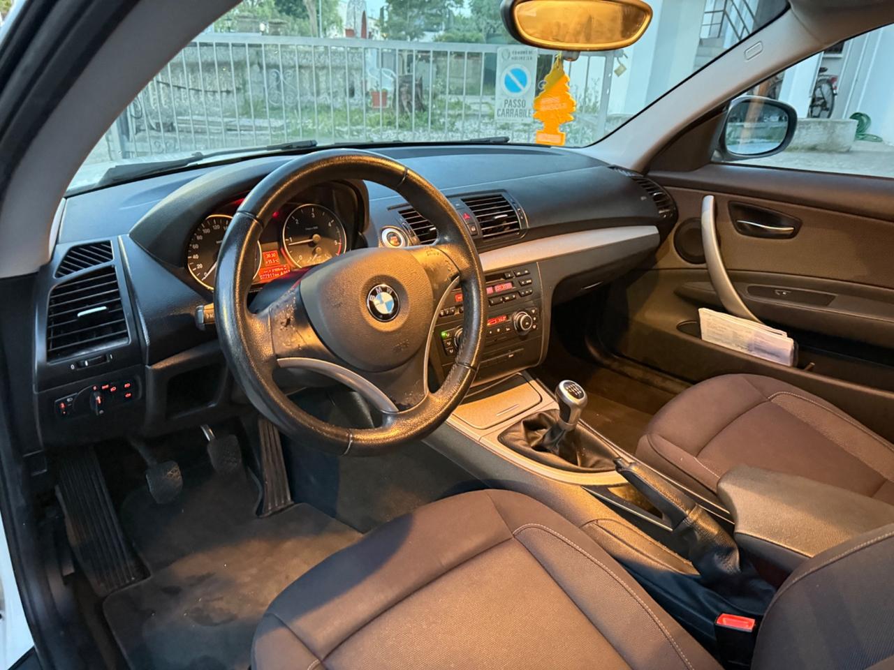 BMW SERIE 1 116D 2.0 DIESEL SOLI 77 MILA KM 09