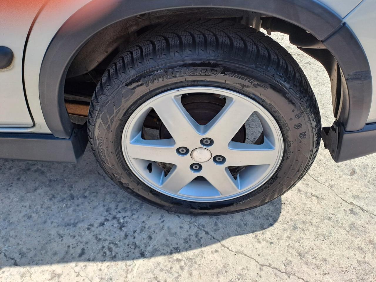 Suzuki Ignis 1.5 16V cat 4WD Deluxe