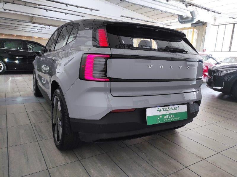 VOLVO EX30 (2023-->) - EX30 Single Motor Extended Range RWD Plus