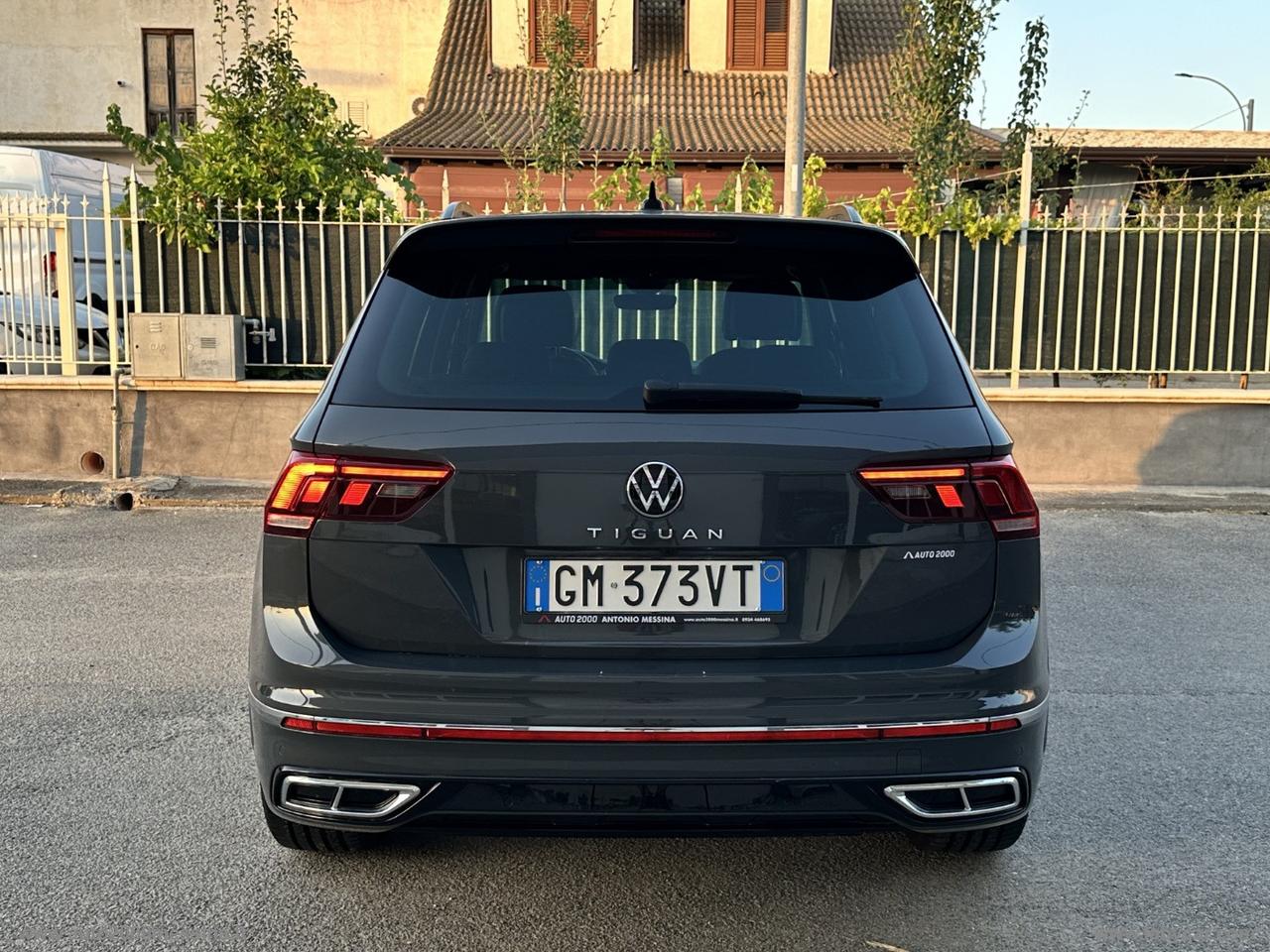 VOLKSWAGEN Tiguan 2.0 TDI 150CV SCR DSG R-Line