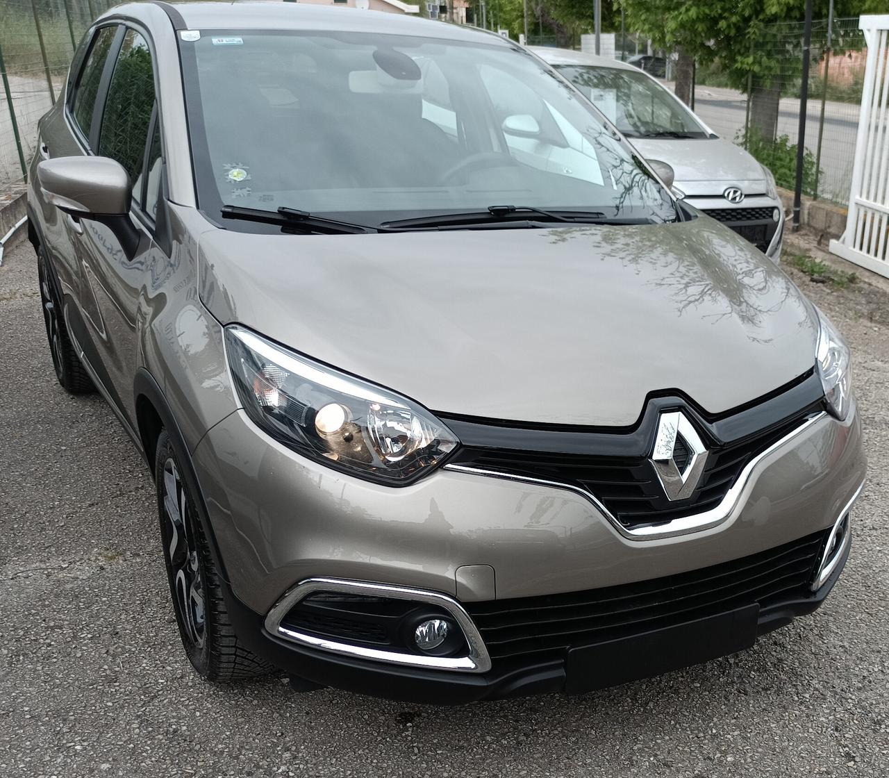 -12-MESI-DI-GARANZIA-Renault Captur 0.9 TCe 12V 90 CV Start&Stop Energy R-Link