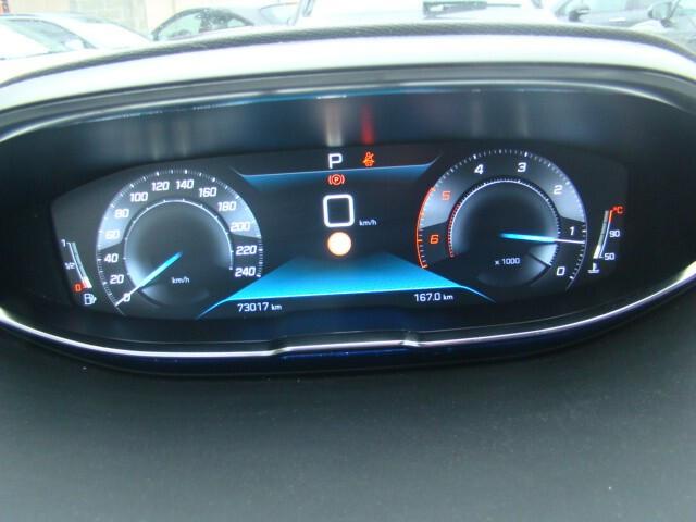 Peugeot 5008 1.5 HDi 130CV 7POSTI AUT.+NAV+LED+CRUISE+PRIVACY+PDC