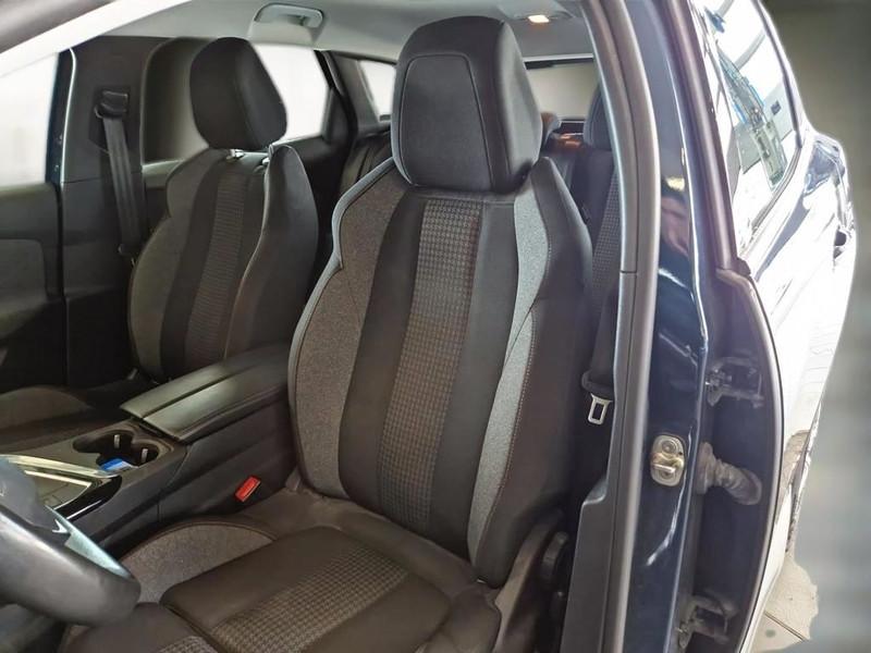 PEUGEOT 3008 BlueHDI 130 S/S Active Business