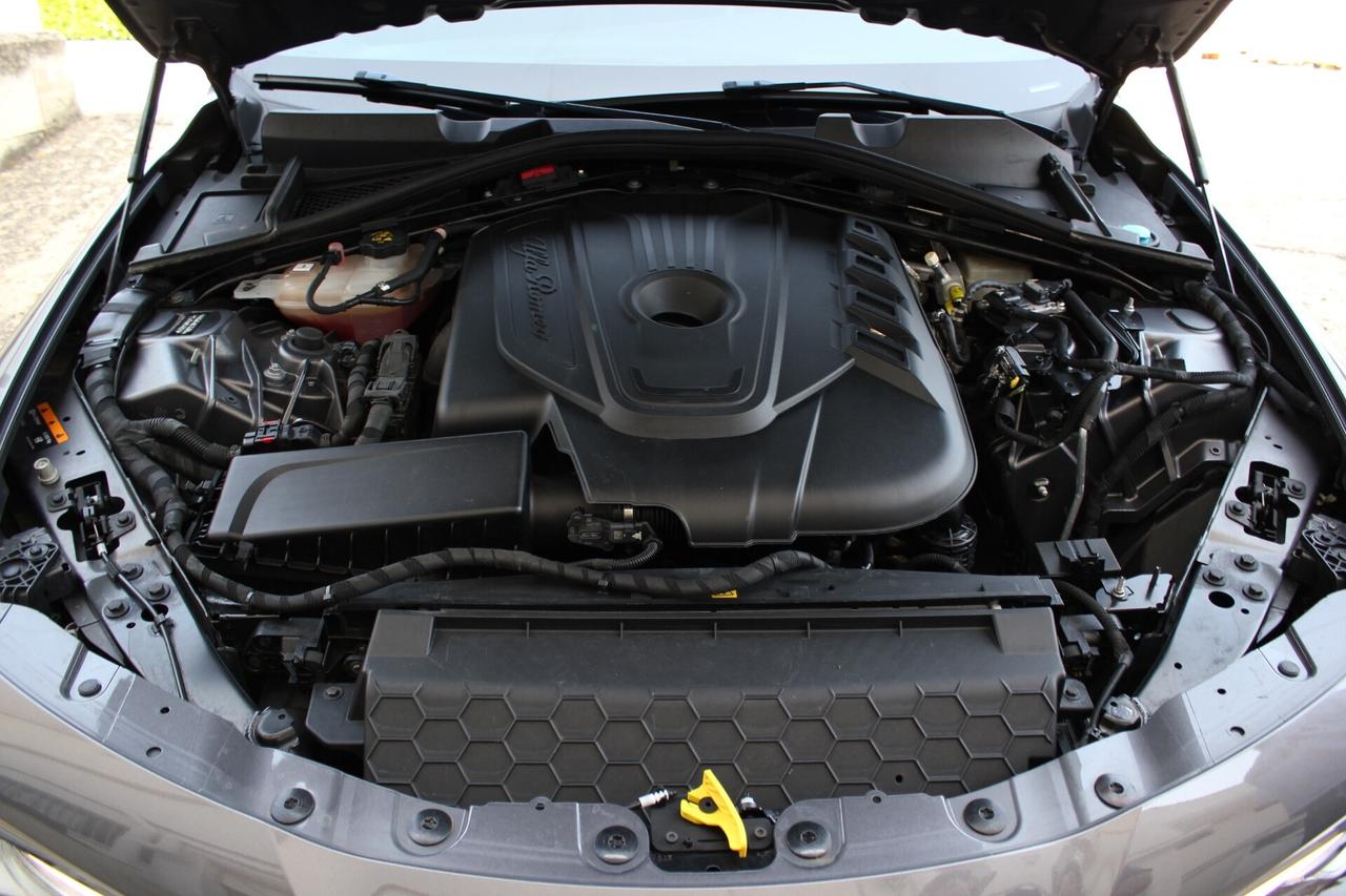 Alfa Romeo Giulia 2.2 Turbo Diesel Business B-Tech Aut.