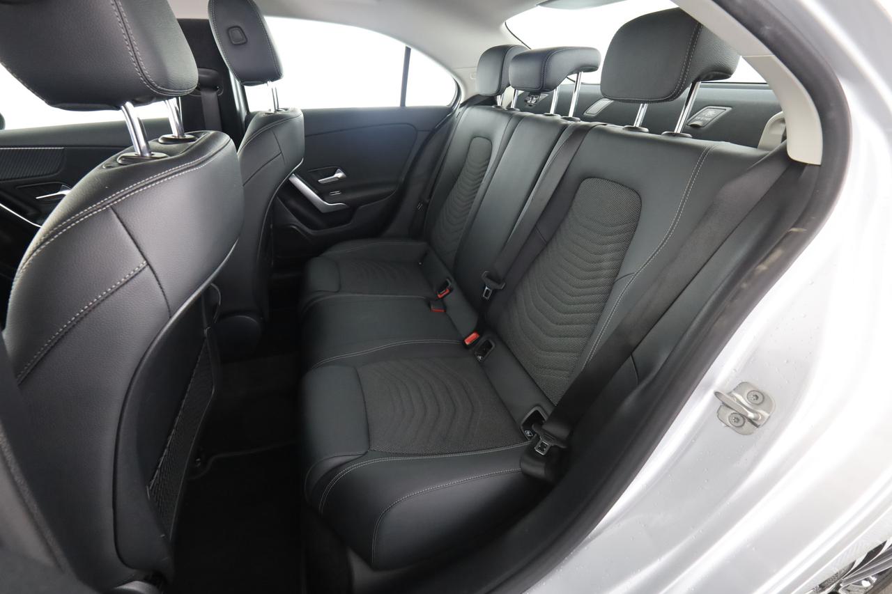MERCEDES Classe A (V177) A 200 d Automatic Progressive Advanced