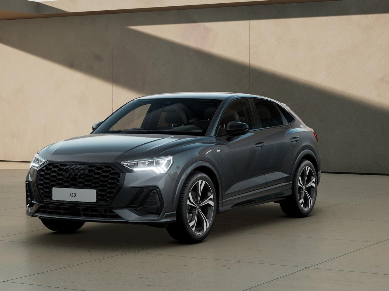 Audi Q3 sportback 35 2.0 tdi identity black s-tronic
