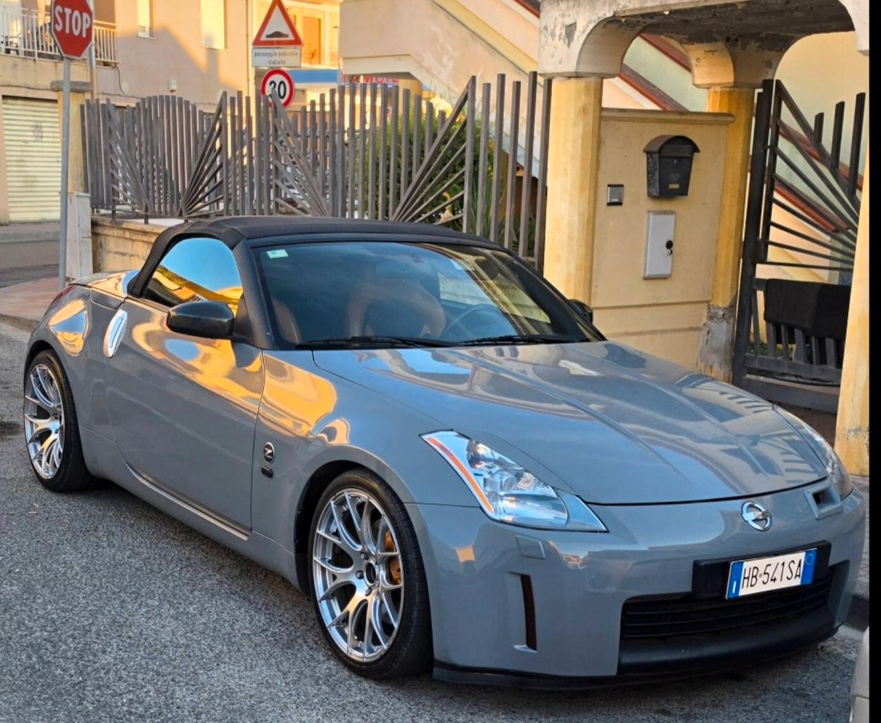 Nissan Z 350Z Roadster 3.5 V6 Lev 2